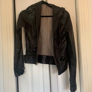 Mike & Chris | Black Leather Jacket